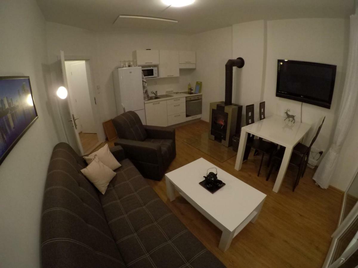 Apartman Reggie - 페츠 포트 스네스코우 외부 사진